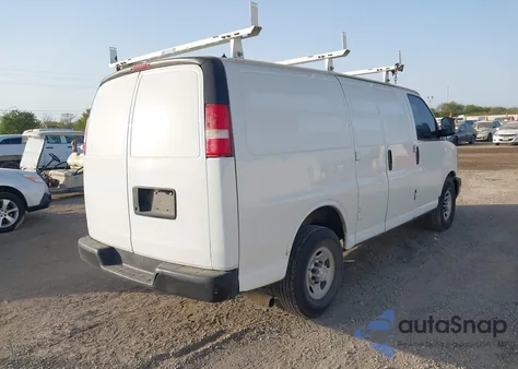 2017 Chevrolet Express G2500 z USA, uszkodzony, nr VIN 1GCWGAFFXH1161758